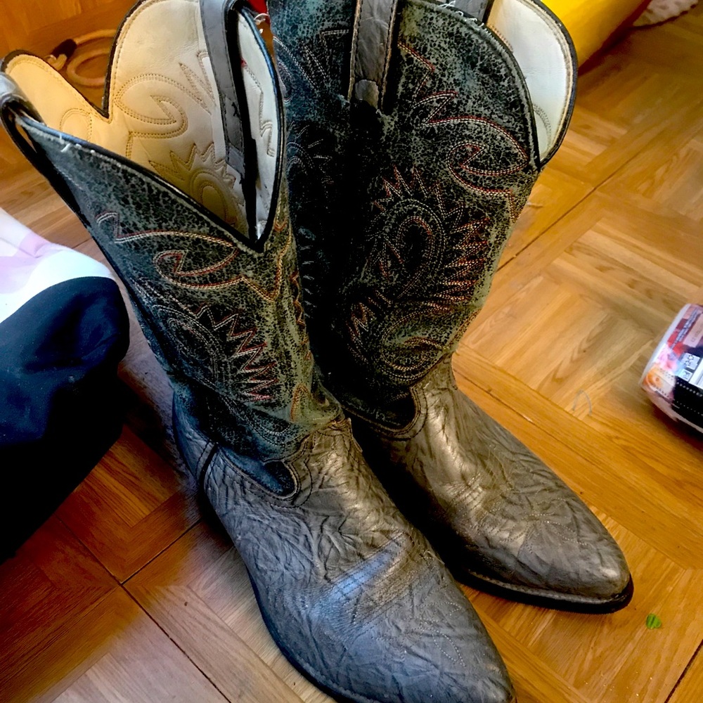 Cowboy boots 9 men’s